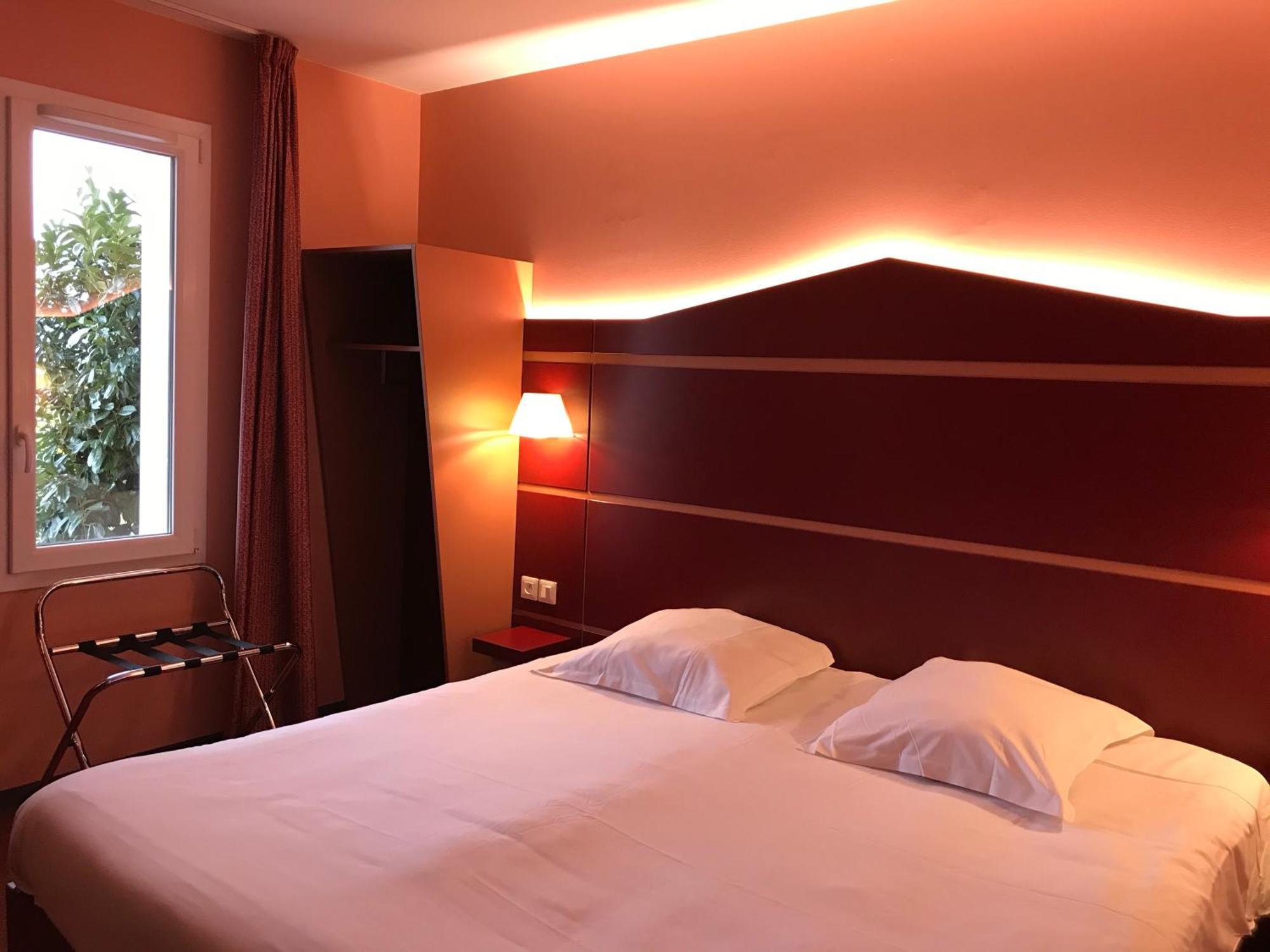 Fasthotel Монмаро Екстериор снимка